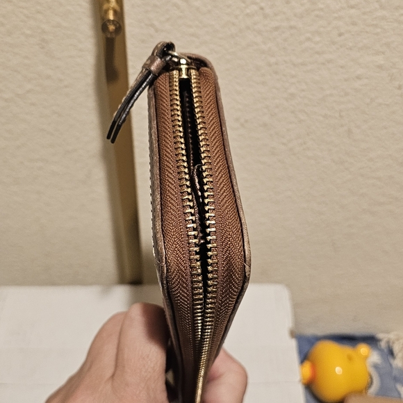 Coach Signature Brown Metalic Leather  Wallet - Picture 7 of 7